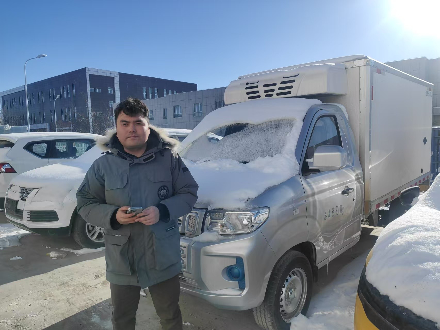 mais recente caso da empresa sobre O camião refrigerado EC71L está prestes a sair para o estrangeiro.